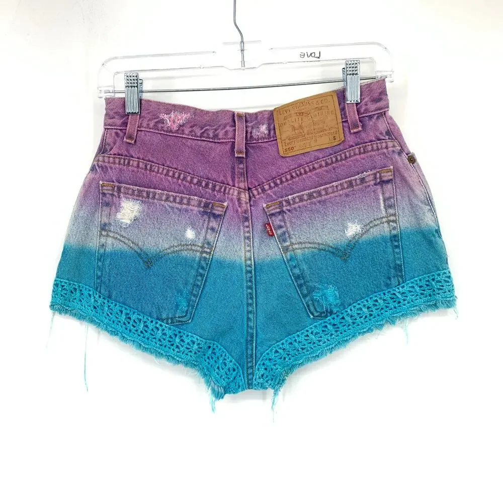 Vintage Upcycled Levis 550 Cut Off Denim Shorts Womens Sz 28
